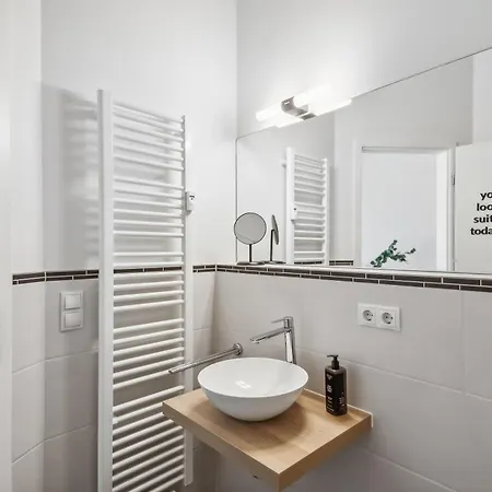 Aparthotel Limehome Am Bruehl Leipzig